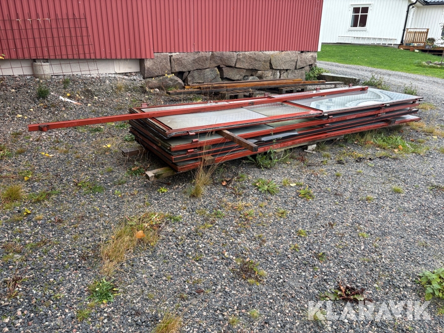 Vikport Häggs med gångdörr