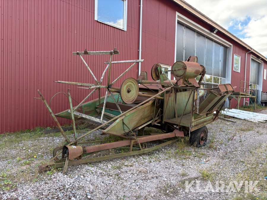 Traktordriven skördetröska Westeråsmaskiner M