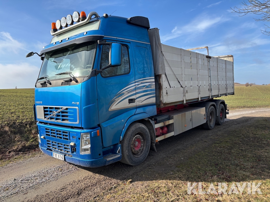 Tippbil Volvo FH16 660 med spannmålsflak