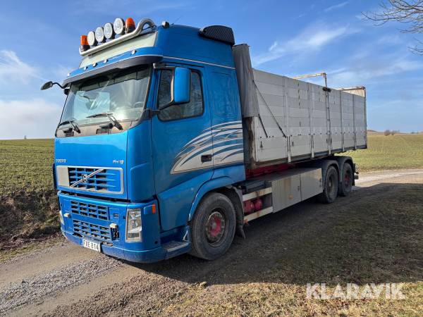 Tippbil Volvo FH16 660 med spannmålsflak