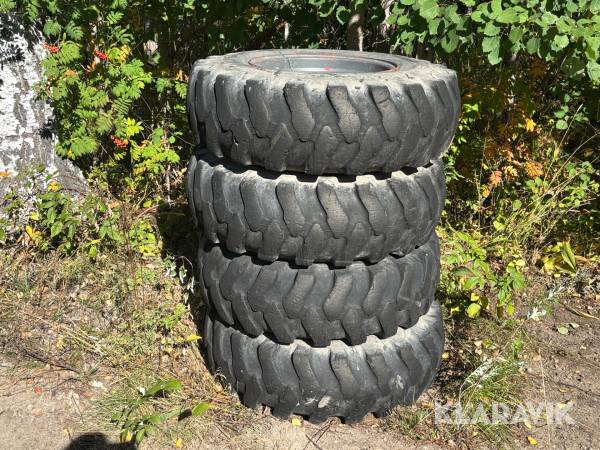 Däck på fälg Euro Grip 335/80-20  med 2 kedjor 4st
