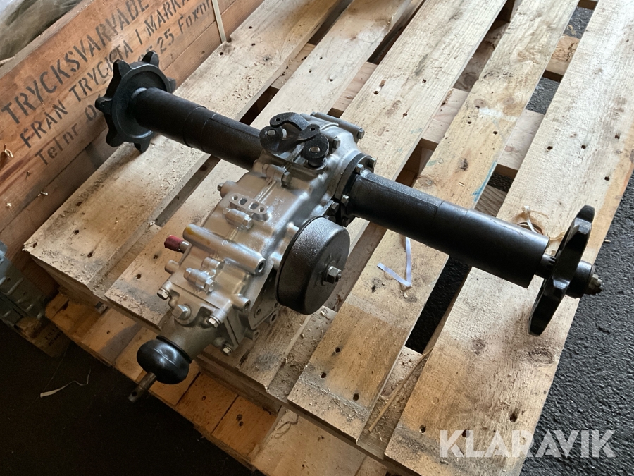 Drivenhet till minidumper Takeuchi SCR2200 LD