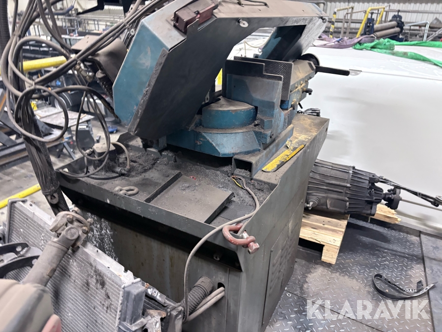Halvautomatisk metallbandsåg Scantool 320GSHT