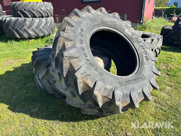 Traktordäck Trelleborg 2 st 540/65R24