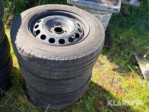 Sommardäck Continental  215/65R16C 4st