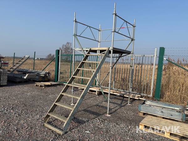 Byggställning / Materialplattform Utkikstorn / Jakttorn