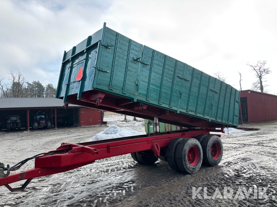 Spannmålskärra med hydraulisk tipp och Bakläm