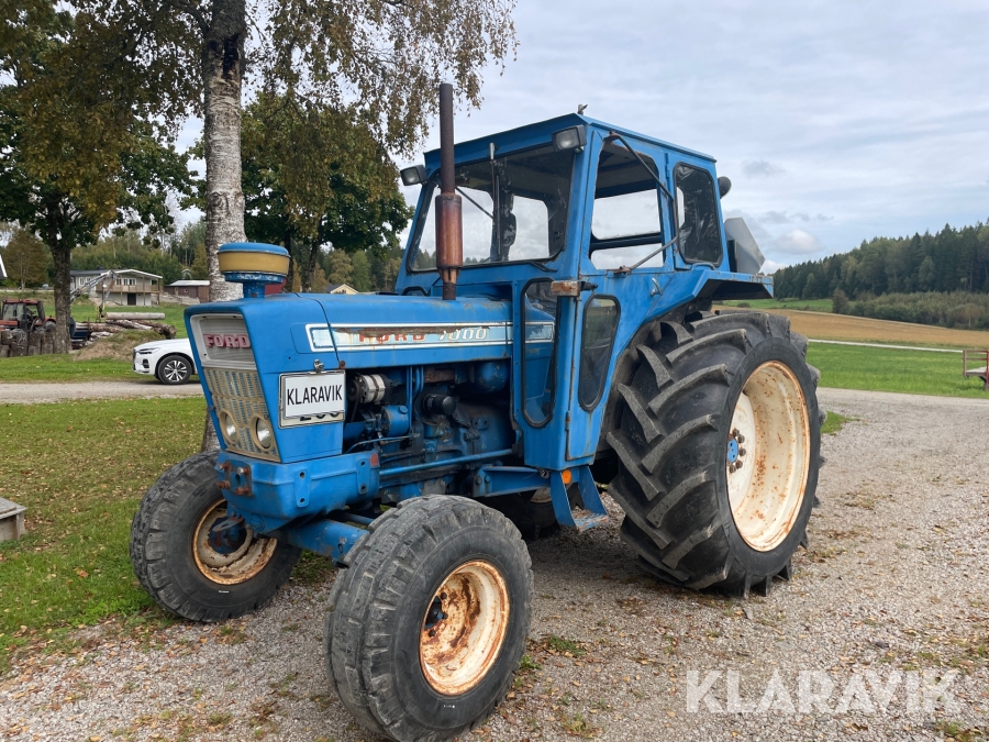 Traktor Ford 7000