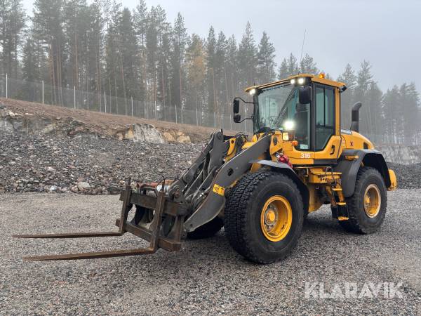 Hjullastare Volvo L60G med våg & redskap
