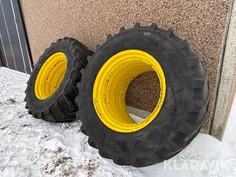 Dubbelmontage Michelin XM108 2st