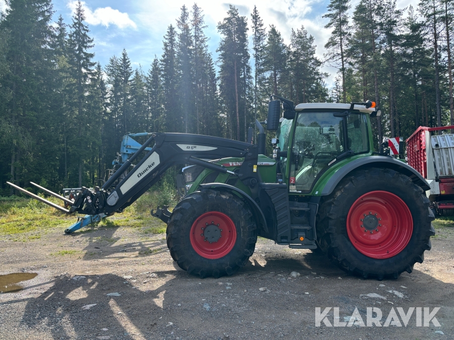 Traktor Fendt 724 Vario med lastare