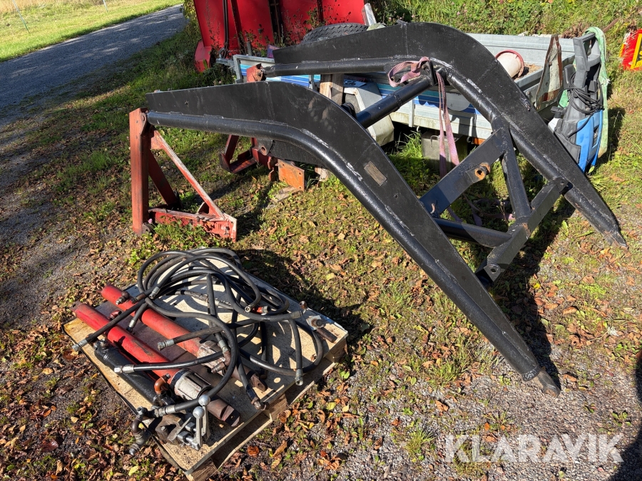 Frontlastare med skopa till BM 400