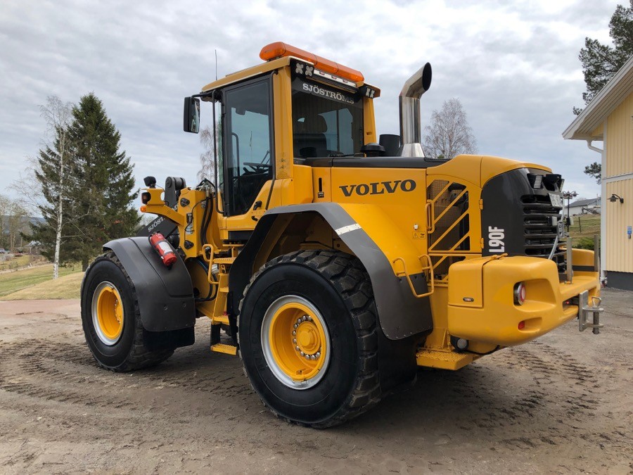 Lastmaskin Volvo L90F