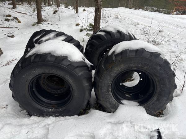 Twinhjul BKT Flotation 650/45-22,5