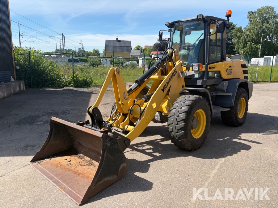 Hjullastare Yanmar V120 med Skopa och Gafflar
