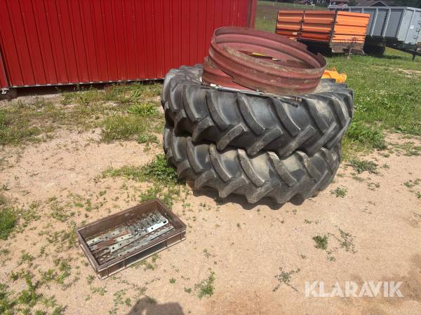 Dubbelmontage Goodyear 16.9-38