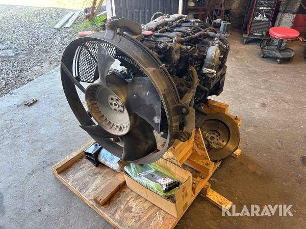 Motor till grävmaskin Izusu