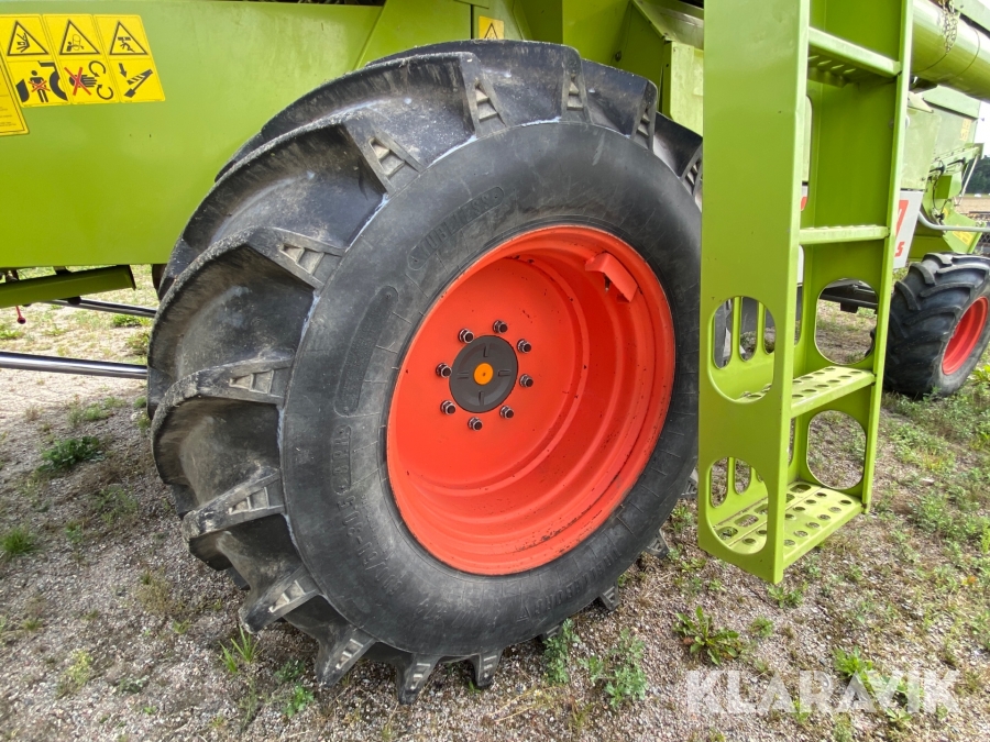 Skördetröska Claas Dominator 68S