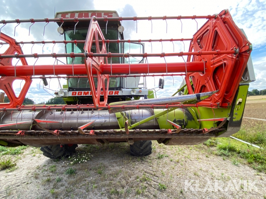 Skördetröska Claas Dominator 68S