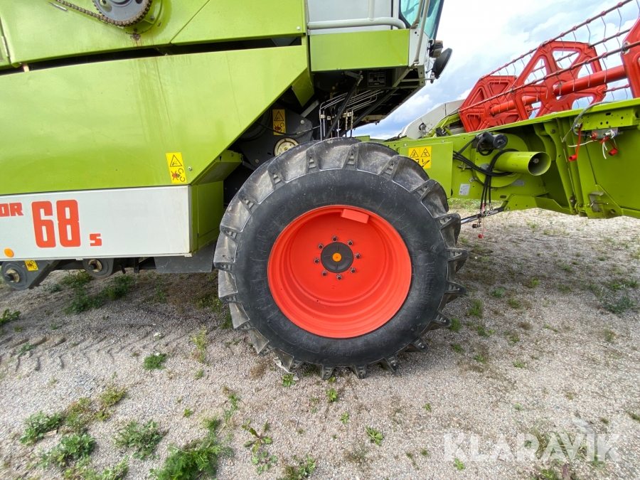Skördetröska Claas Dominator 68S