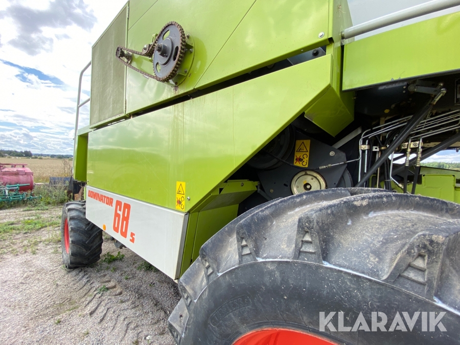 Skördetröska Claas Dominator 68S