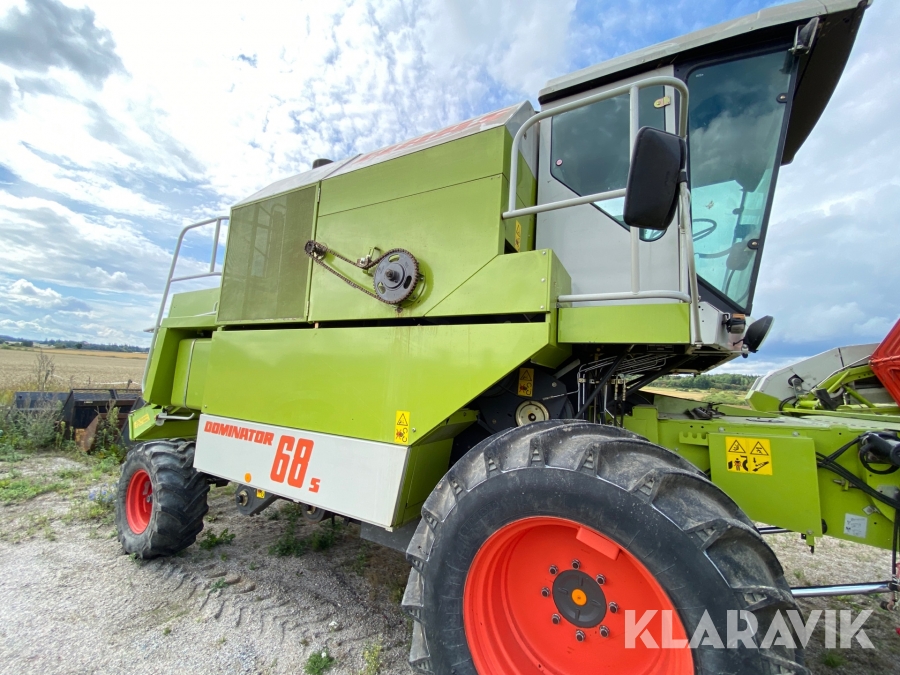 Skördetröska Claas Dominator 68S