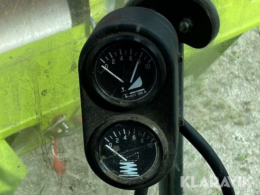 Skördetröska Claas Dominator 68S