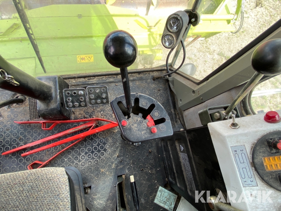 Skördetröska Claas Dominator 68S