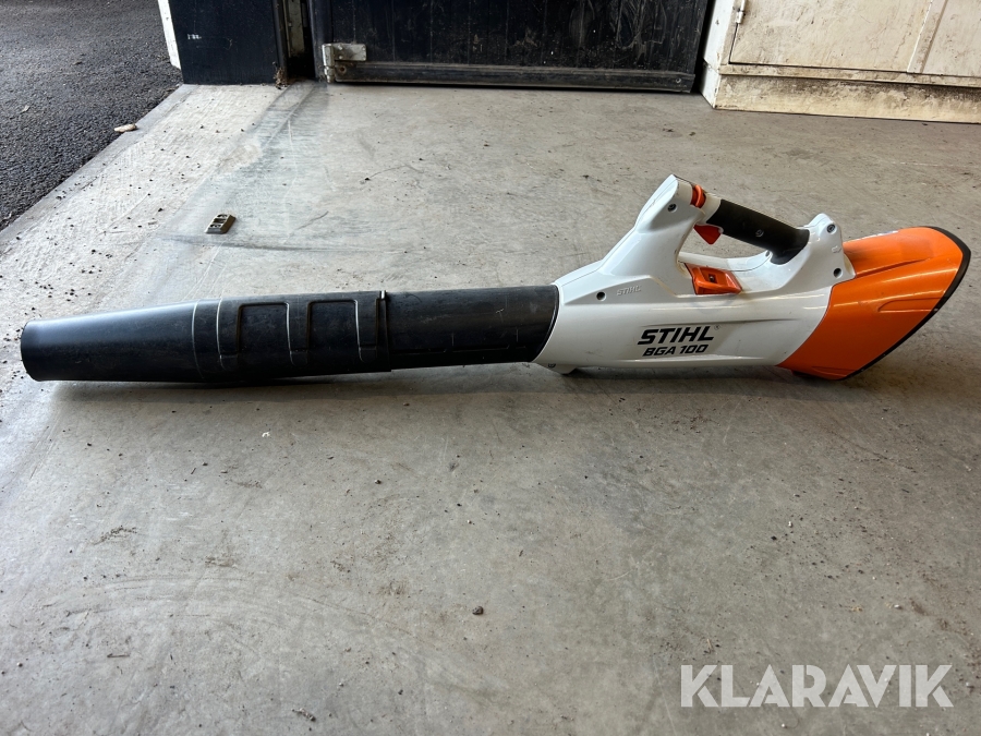 Lövblås Stihl BGA 100