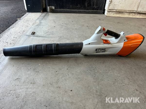 Lövblås Stihl BGA 100