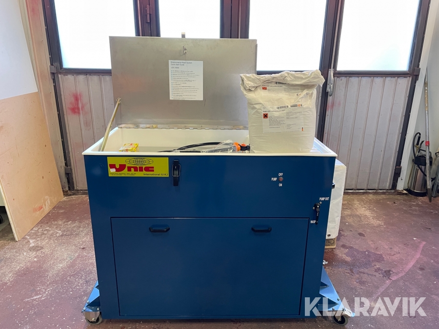 Tvätt och rengöringsbänk Unic UDC-9000
