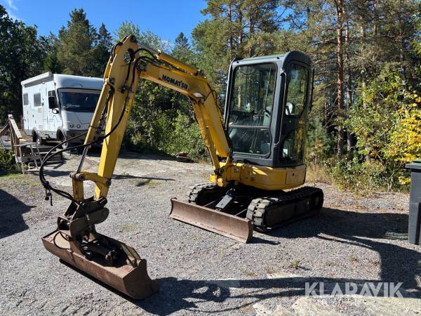 Grävmaskin Komatsu PC20MR med maskinsläp