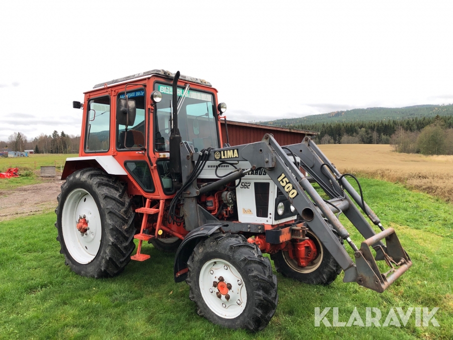 Traktor Belarus MTZ 562 med lastare