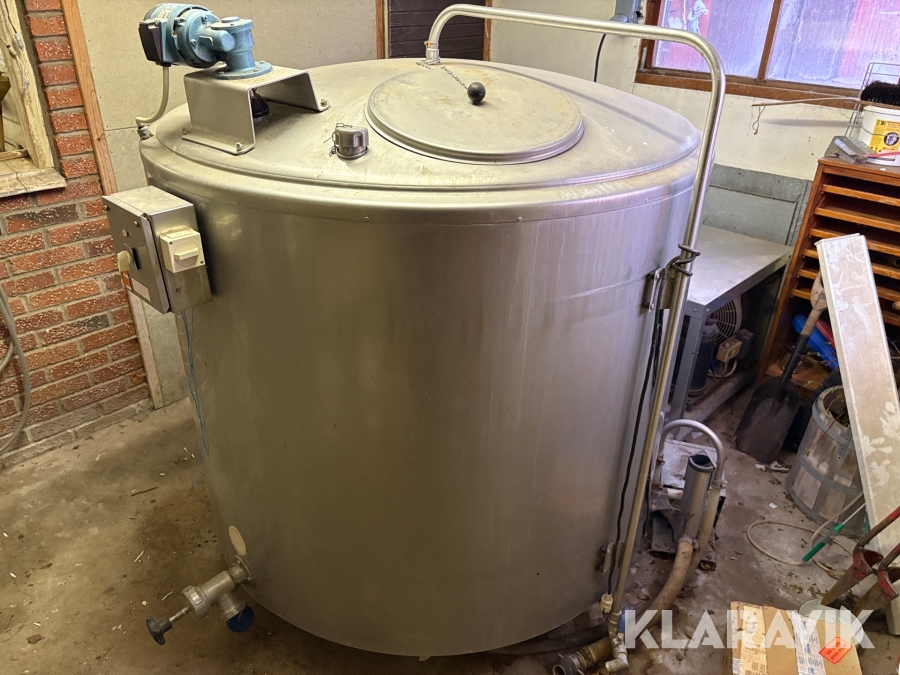 Mjölktank & mjölkutrustning Wedholms DF823 AD med kylanläggning