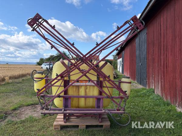 Växtskyddsspruta Hardi 800L 12 m ramp
