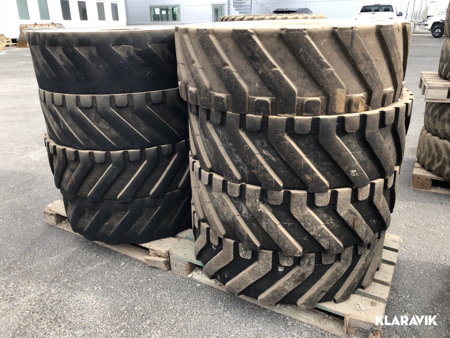 Däck till hjulgrävare  Bandenmarkt  Grader-L  315/80-22.5 8st