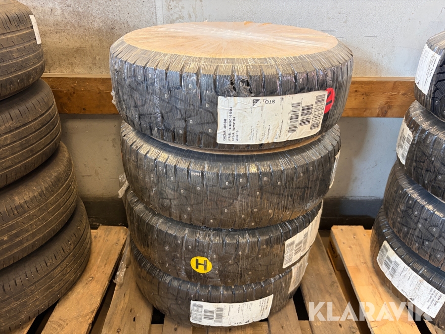 Däck och Fälg Pirelli Winter Ice Zero 195/65R15 4st