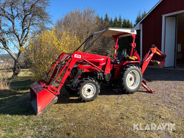 Traktor Jinma 254 med frontlastare och grävaggregat