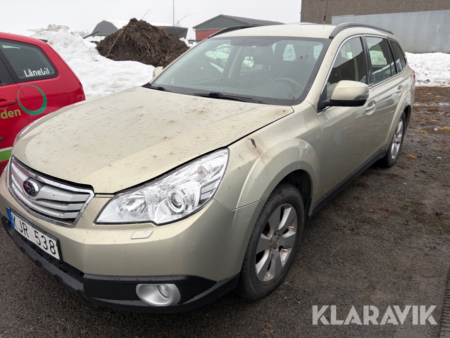 Subaru Outback symmetrical AWD