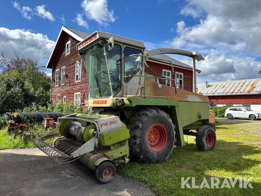 Självgående hack Claas Jaguar 682 med PU300
