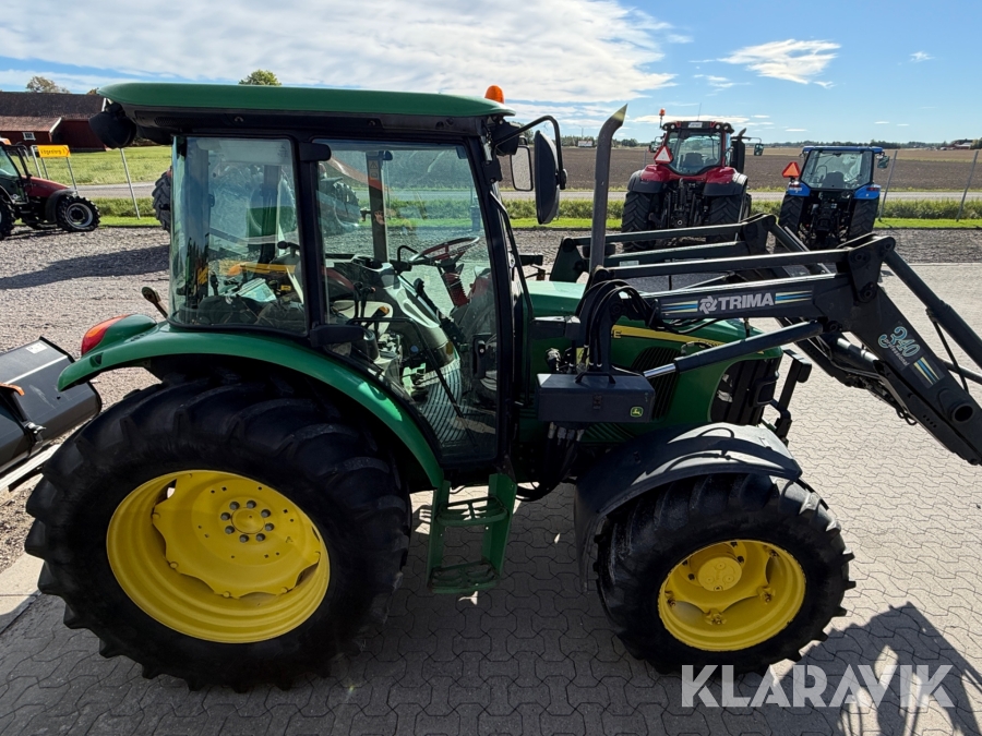 Traktor John Deere 5620