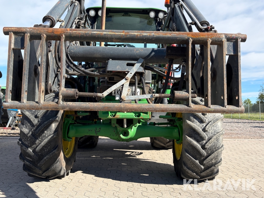Traktor John Deere 5620