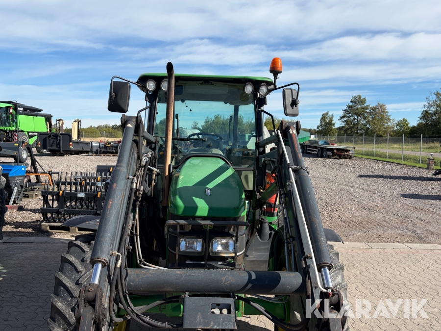 Traktor John Deere 5620