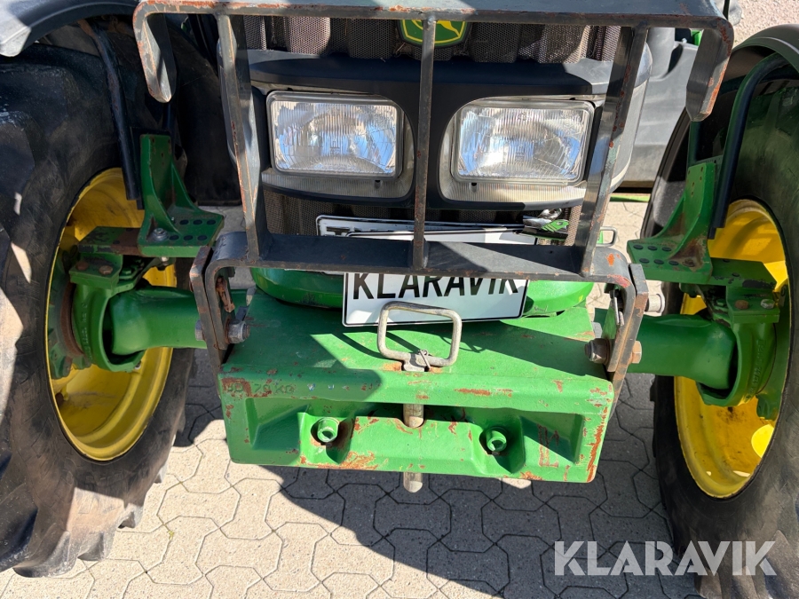 Traktor John Deere 5620