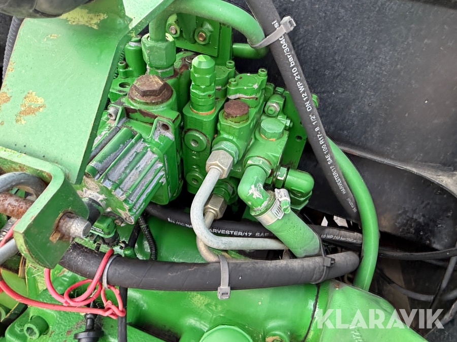 Traktor John Deere 5620