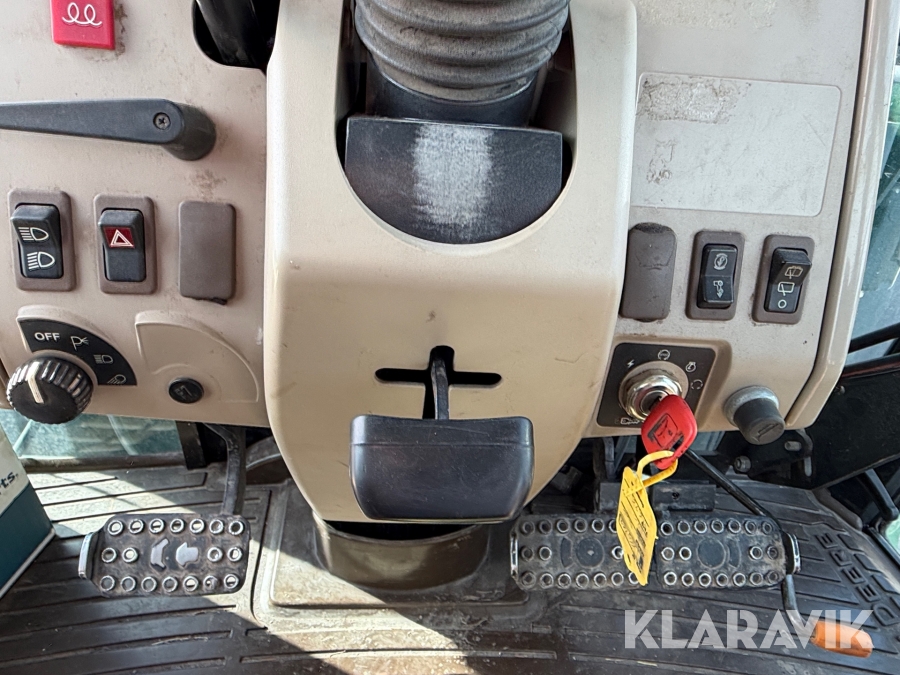 Traktor John Deere 5620