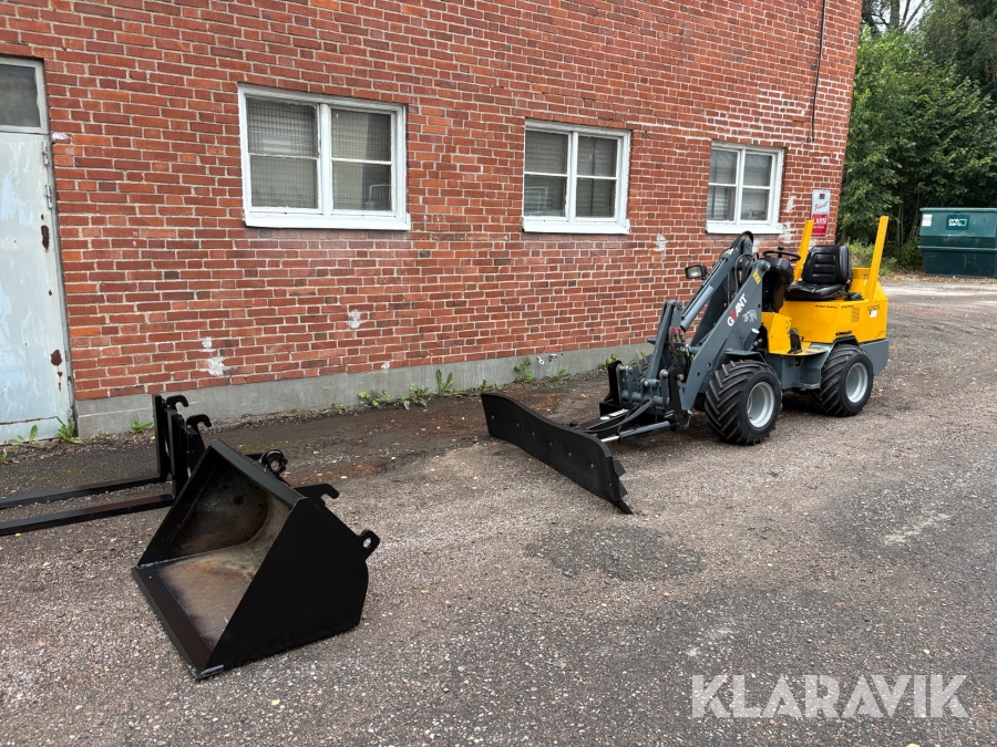 Kompaktlastare Giant D262S