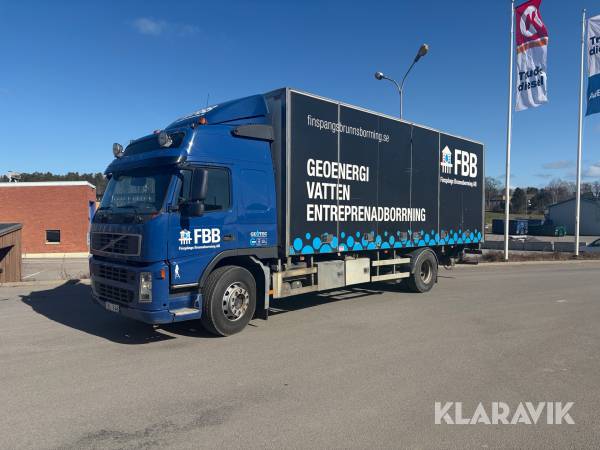 Lastbil Volvo FM9 4x2 med bakgavellyft