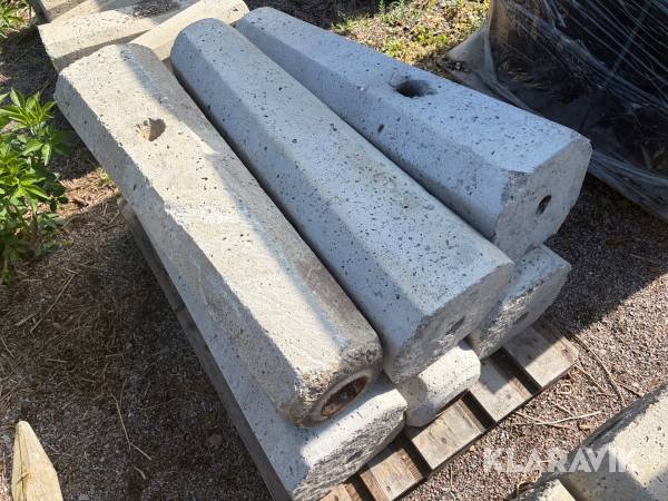 Betongfundament för belysningsstolpar 9st