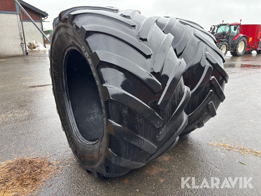 Däck till traktor Michelin 900/50R42 2st
